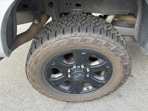 Used 2017 RAM 2500 Laramie w/ Sport Appearance Group image 26