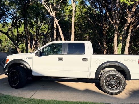 Used 2013 Ford F150 XLT AWD/4WD image 2