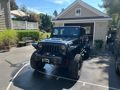 Used 2014 Jeep Wrangler Unlimited Sport AWD/4WD image 4