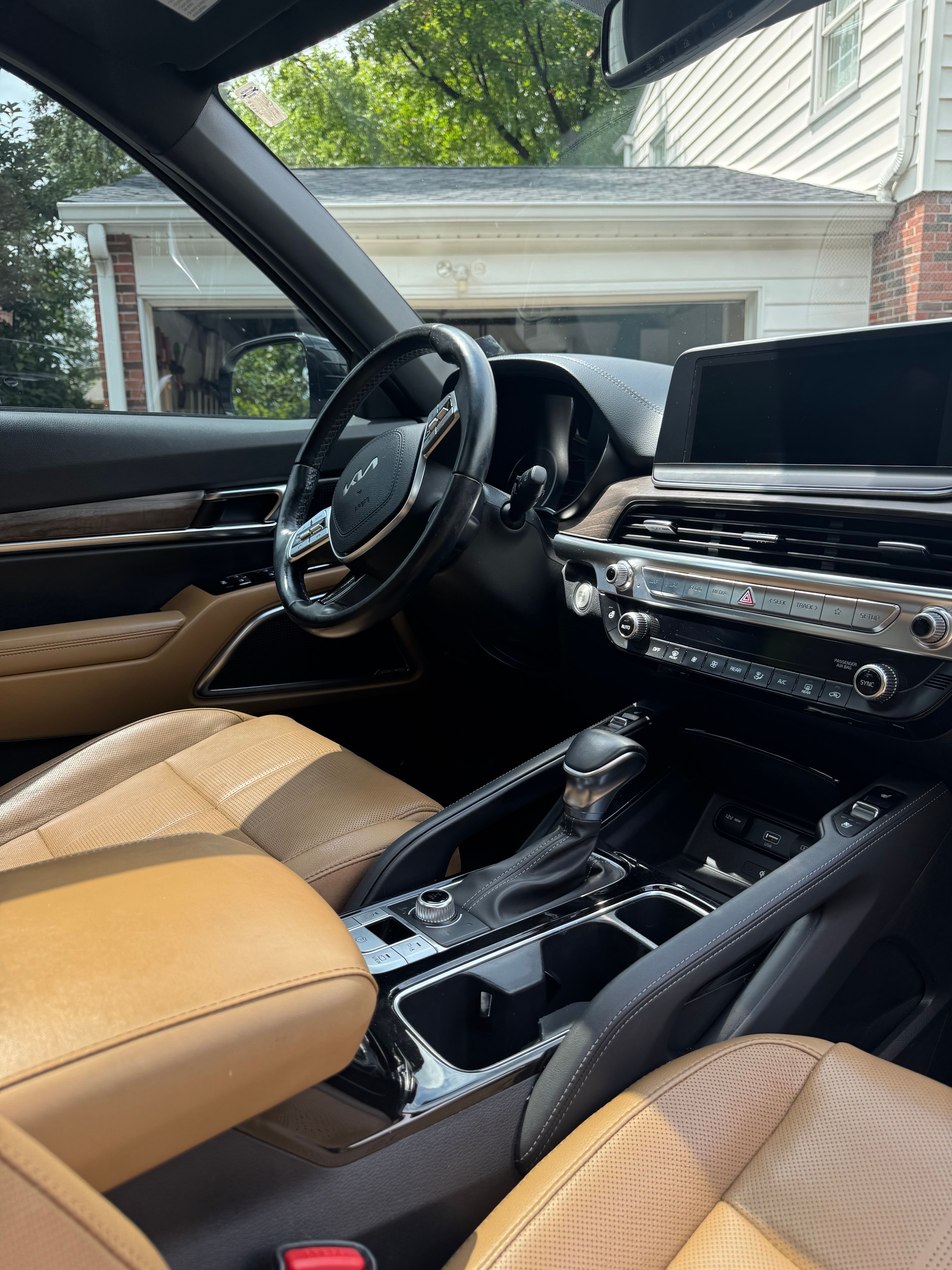 Used 2022 Kia Telluride SX w/ Nightfall Edition Package AWD/4WD image 12