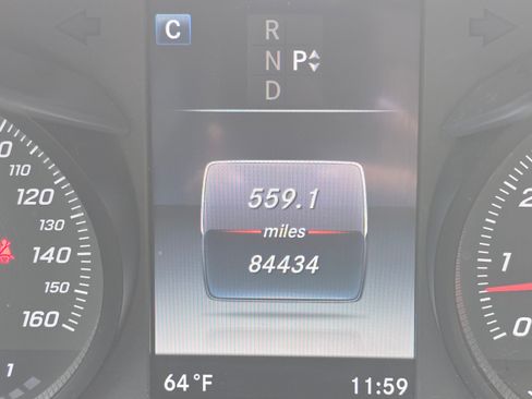 Used 2016 Mercedes-Benz C 300 4MATIC Sedan image 9