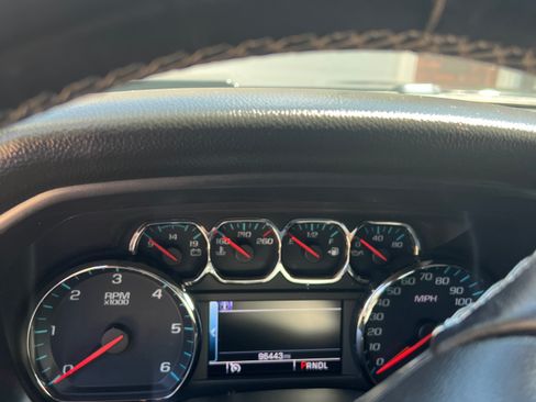 Used 2018 Chevrolet Silverado 1500 LT w/ Texas Edition RWD image 6