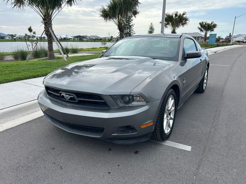 Used 2011 Ford Mustang Premium w/ 202A Rapid Spec Order Code RWD image 1