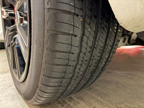 Used 2016 Land Rover Range Rover Sport Supercharged image 31