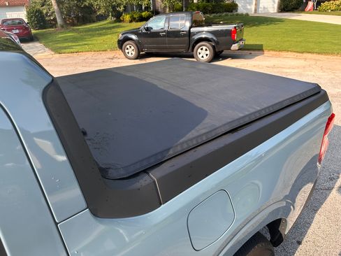 Used 2022 Ford Maverick Lariat w/ Lariat Luxury Package image 10