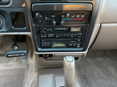 Used 1997 Toyota Tacoma 4x4 Xtracab V6 image 19