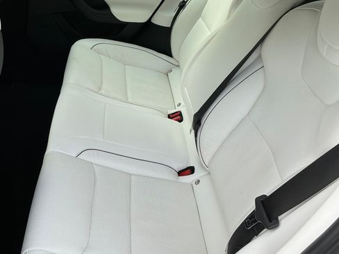 Used 2021 Tesla Model S Plaid image 14