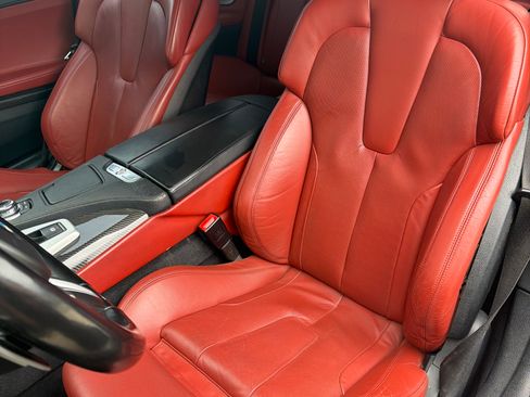 Used 2013 BMW M6 Coupe image 14