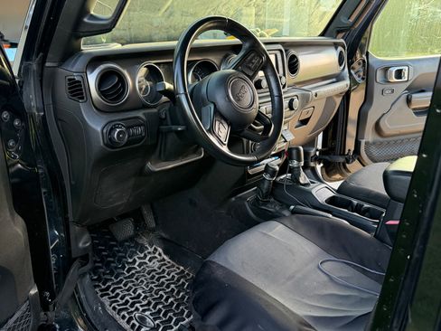 Used 2019 Jeep Wrangler Unlimited Sport S image 15