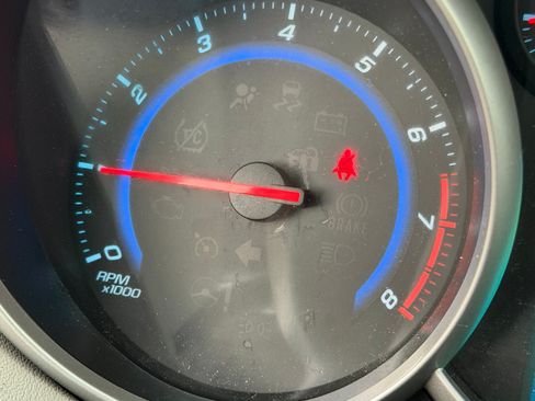 Used 2015 Chevrolet Cruze LS image 10