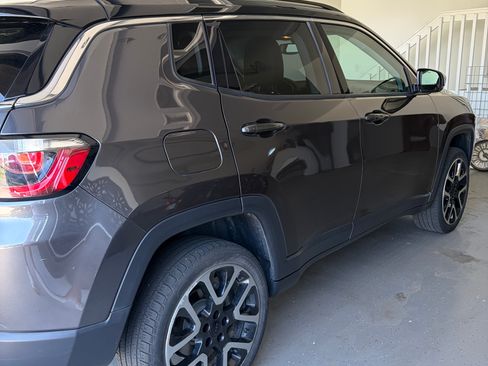 Used 2018 Jeep Compass Limited w/ Navigation Group AWD/4WD image 6