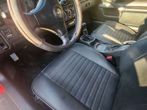 Used 2002 Toyota MR2 image 14