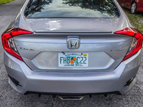 Used 2020 Honda Civic Sport image 16