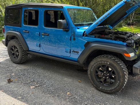 Used 2023 Jeep Wrangler Unlimited Sport AWD/4WD image 12
