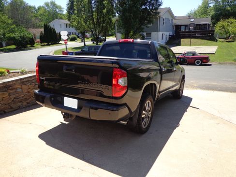 Used 2020 Toyota Tundra Platinum AWD/4WD image 5