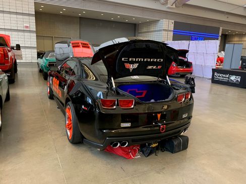 Used 2012 Chevrolet Camaro ZL1 RWD image 8