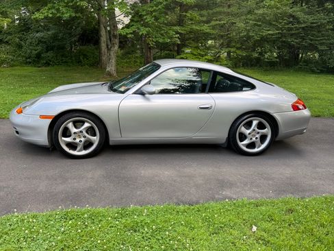 Used 1999 Porsche 911 Carrera 4 AWD/4WD image 12