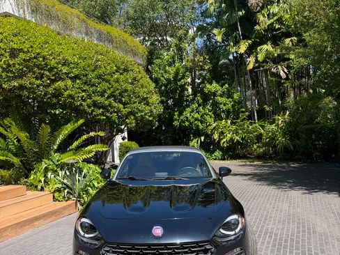 Used 2019 FIAT 124 Spider Lusso w/ Convenience Group image 12