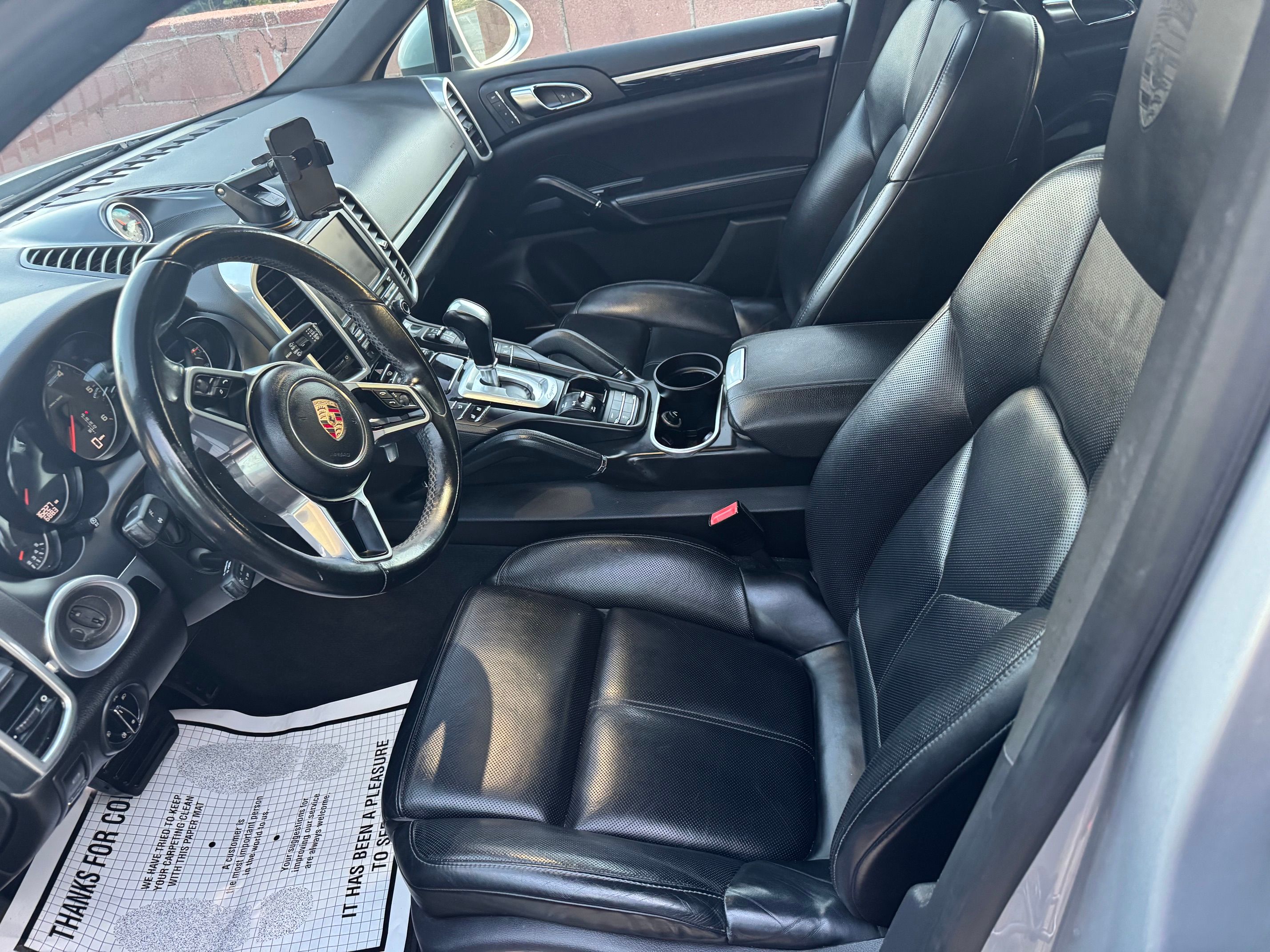 Used 2015 Porsche Cayenne Diesel AWD/4WD image 5