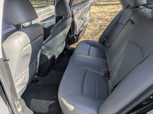 Used 2015 Hyundai Sonata Limited w/ Option Group 02 image 14