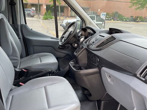 Used 2018 Ford Transit 150 130 Medium Roof image 11