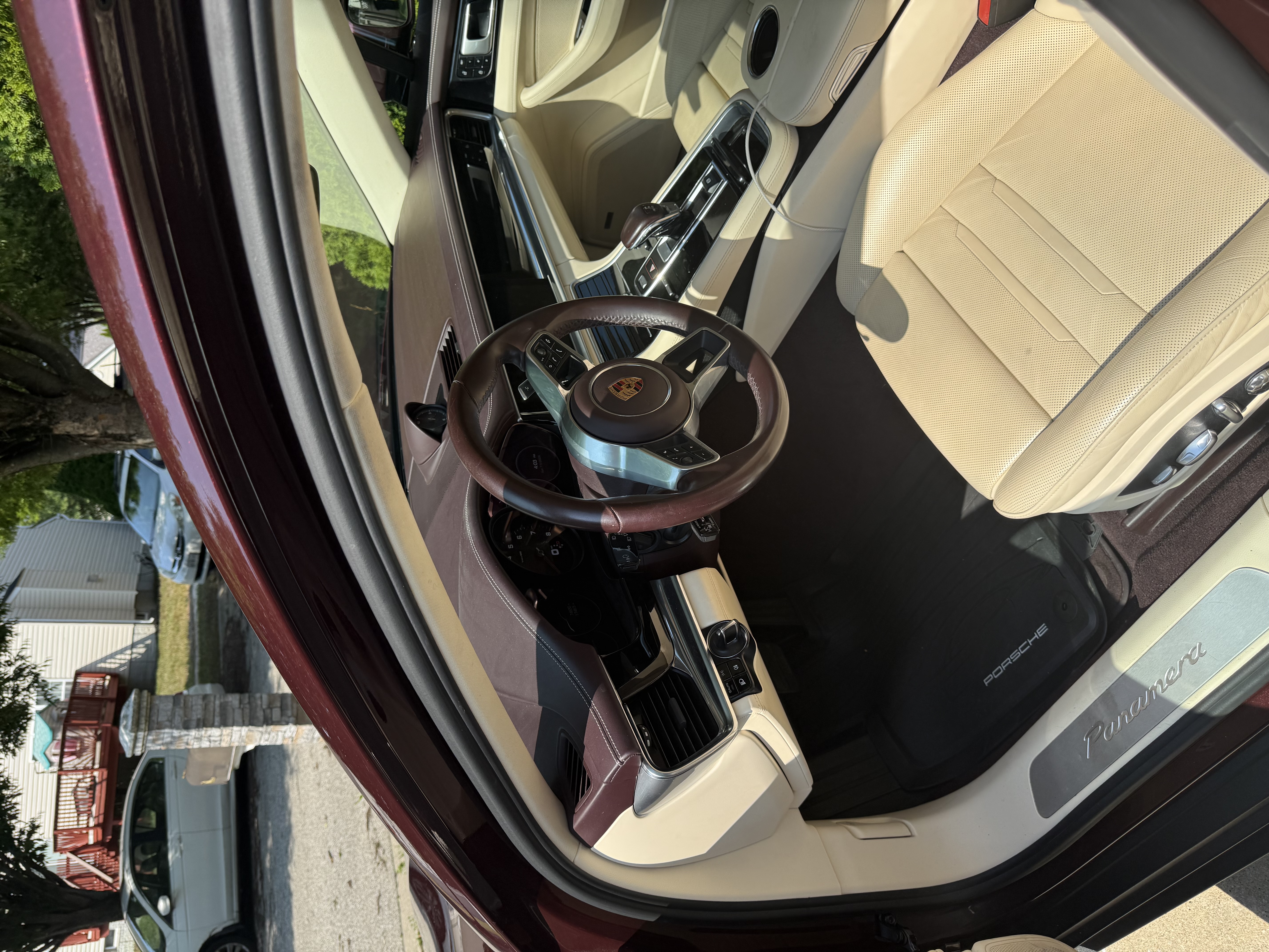 Used 2019 Porsche Panamera 4 AWD/4WD image 6