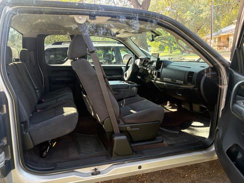 Used 2008 GMC Sierra 1500 SLE image 8