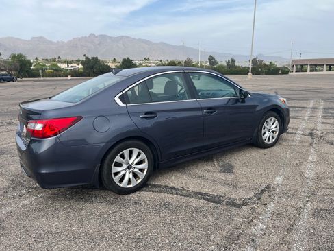 Used 2017 Subaru Legacy 2.5i Premium image 5