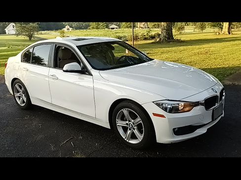 Used 2012 BMW 328i Sedan RWD image 1
