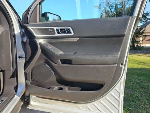 Used 2014 Ford Explorer Sport w/ Equipment Group 401A image 24