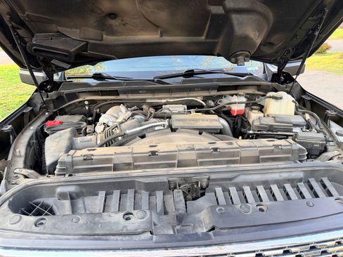 Used 2022 GMC Sierra 3500 Denali w/ Denali Ultimate Package image 25