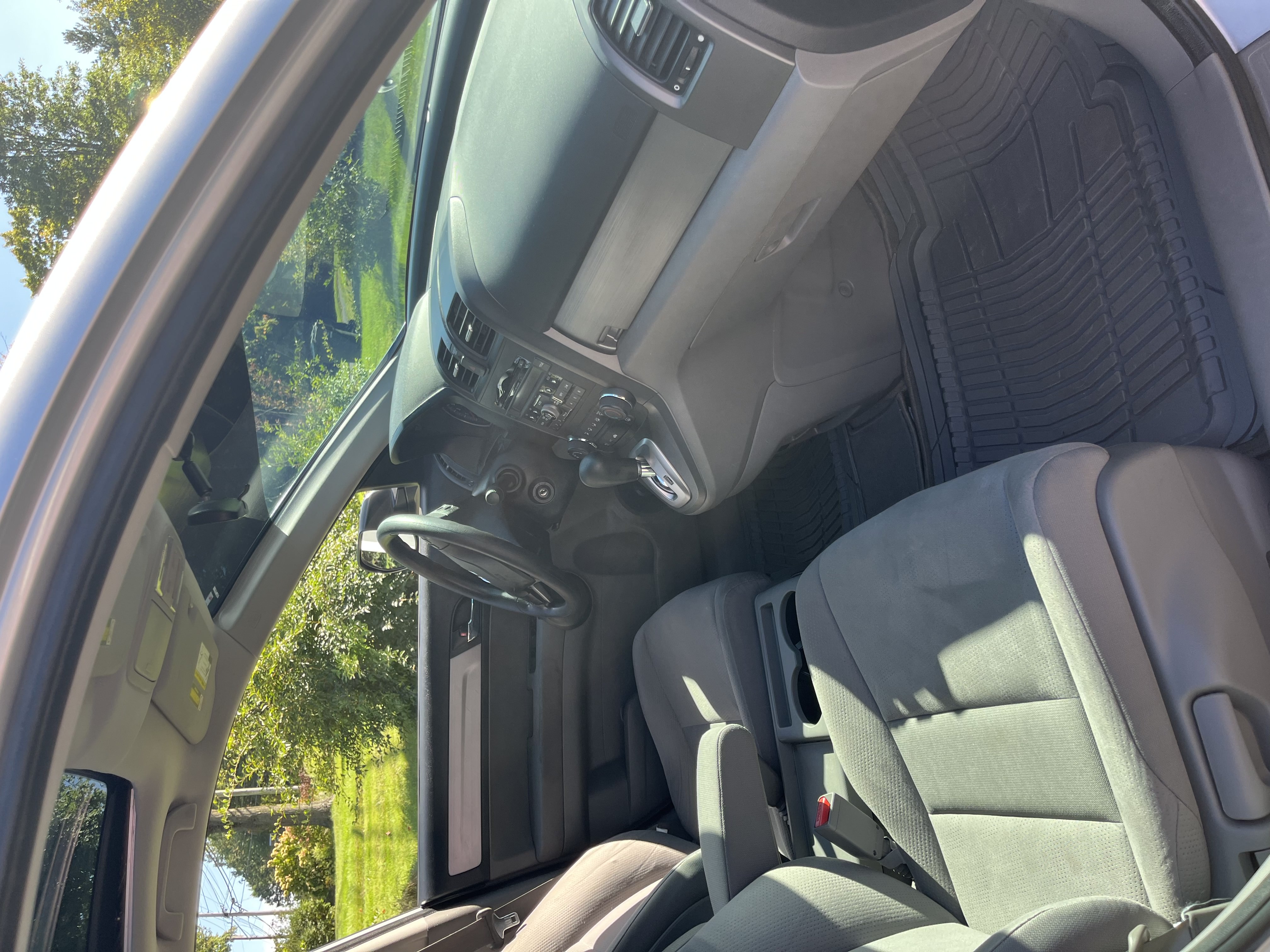 Used 2011 Honda CR-V EX image 12