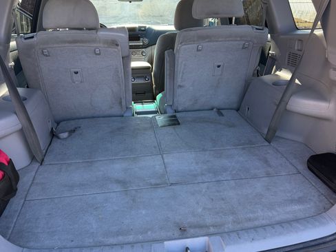 Used 2012 Toyota Highlander 4WD w/ Tech Pkg image 9