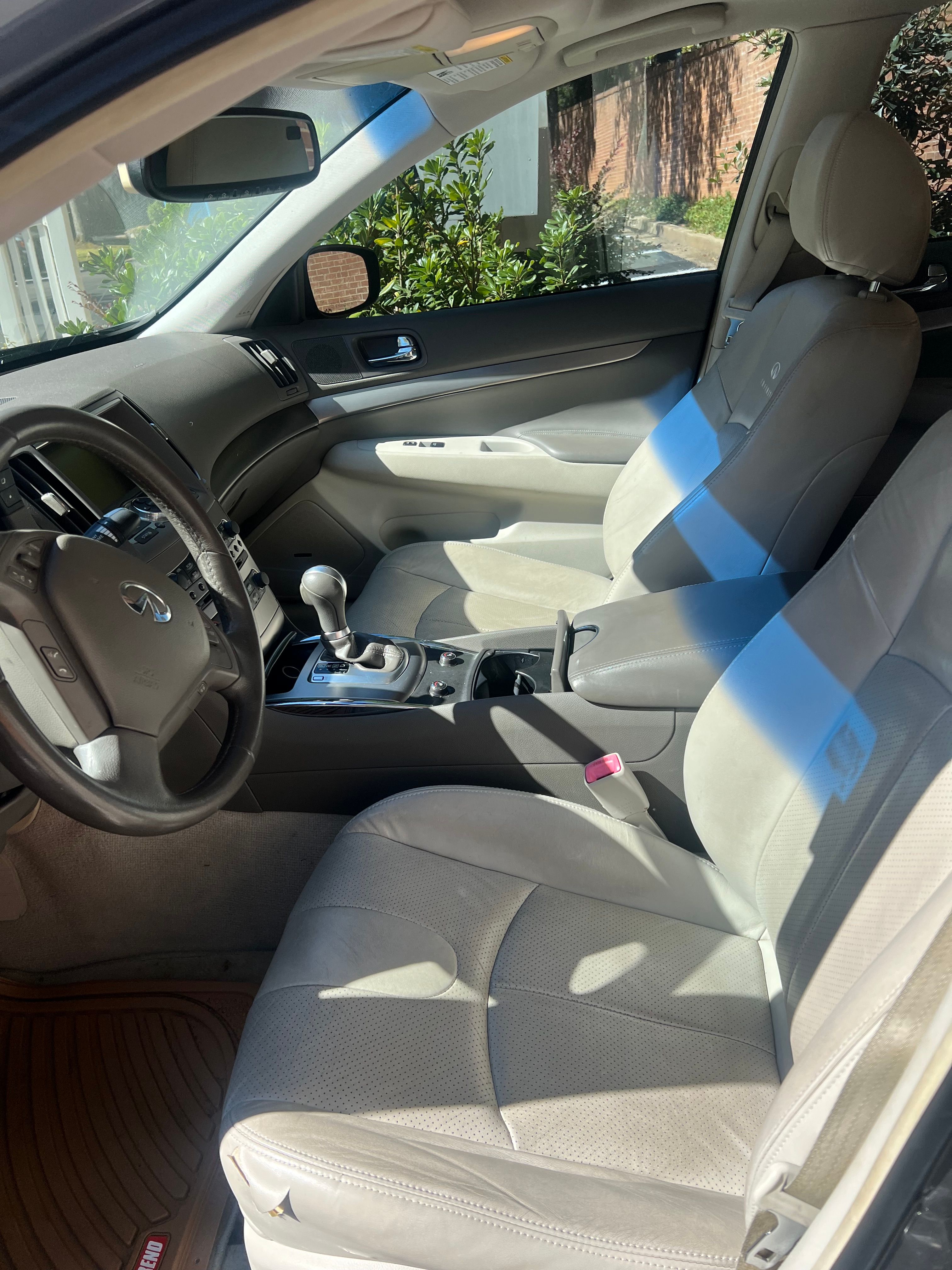 Used 2013 INFINITI G37 Journey w/ Premium Pkg RWD image 8