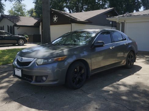 Used 2010 Acura TSX Sedan FWD image 4