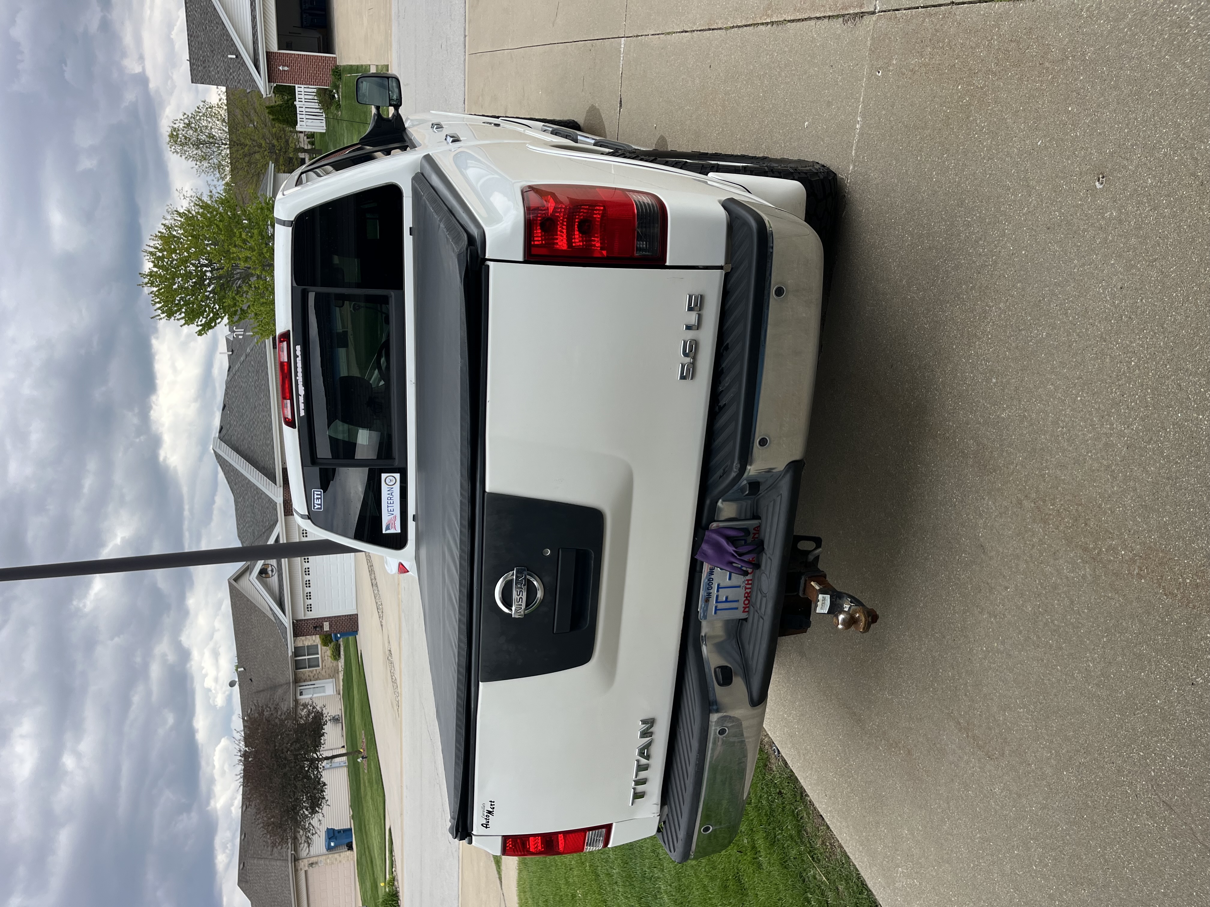 Used 2010 Nissan Titan XE AWD/4WD image 6