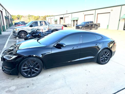 Used 2021 Tesla Model S Long Range image 1