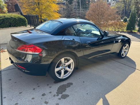 Used 2012 BMW Z4 sDrive28i image 5