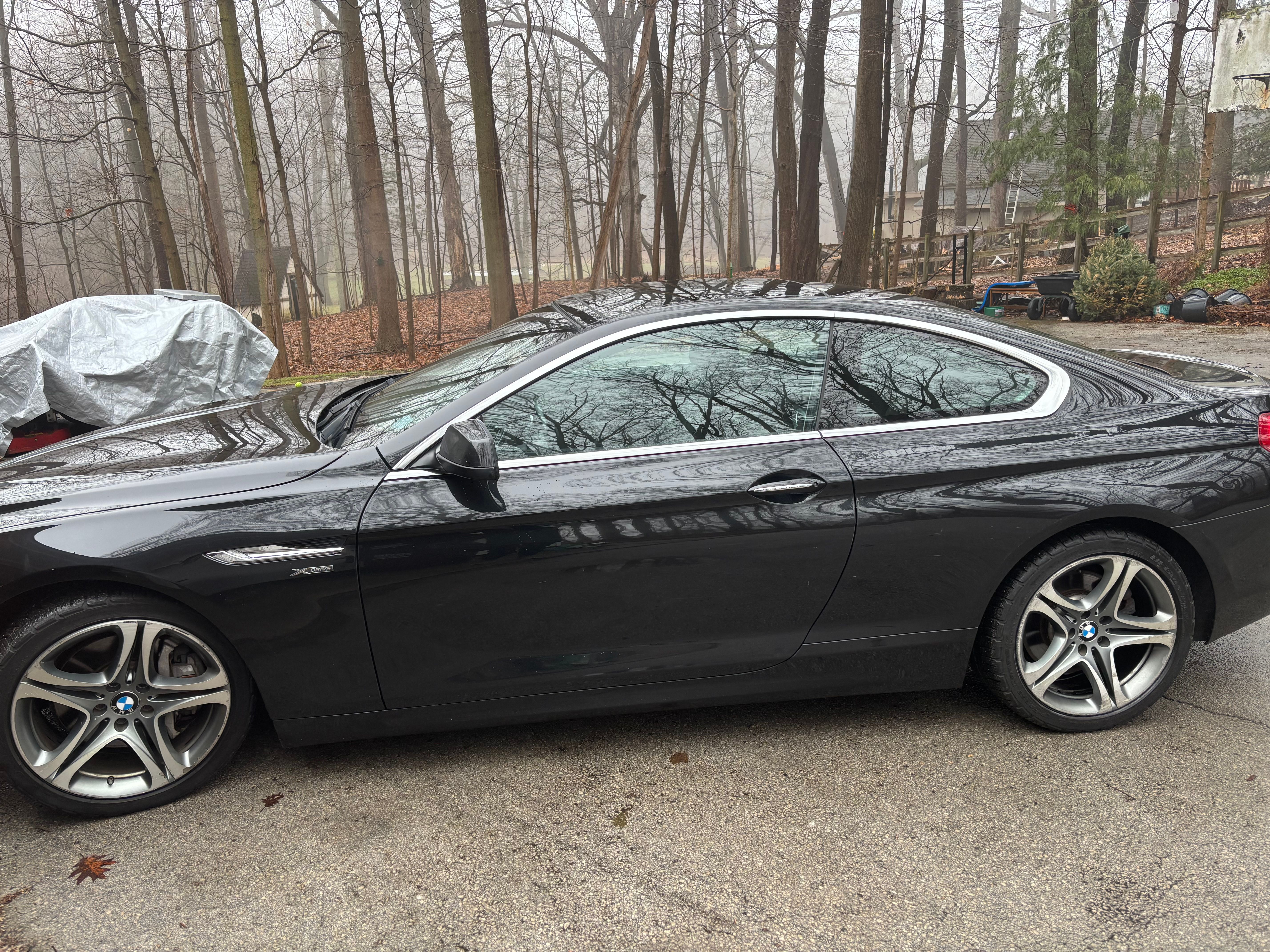 Used 2012 BMW 650i xDrive Coupe AWD/4WD image 2