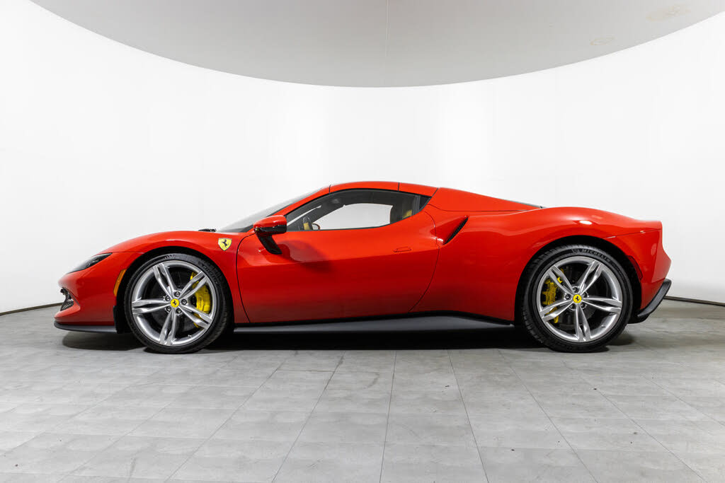 Used 2024 Ferrari 296 GTS RWD image 26