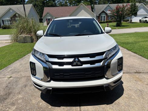 Used 2021 Mitsubishi Outlander Sport SE FWD image 4