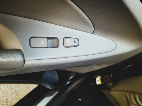 Used 2013 Hyundai Sonata Limited w/ Premium Pkg image 12