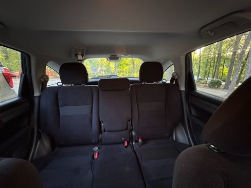 Used 2010 Honda CR-V EX image 2