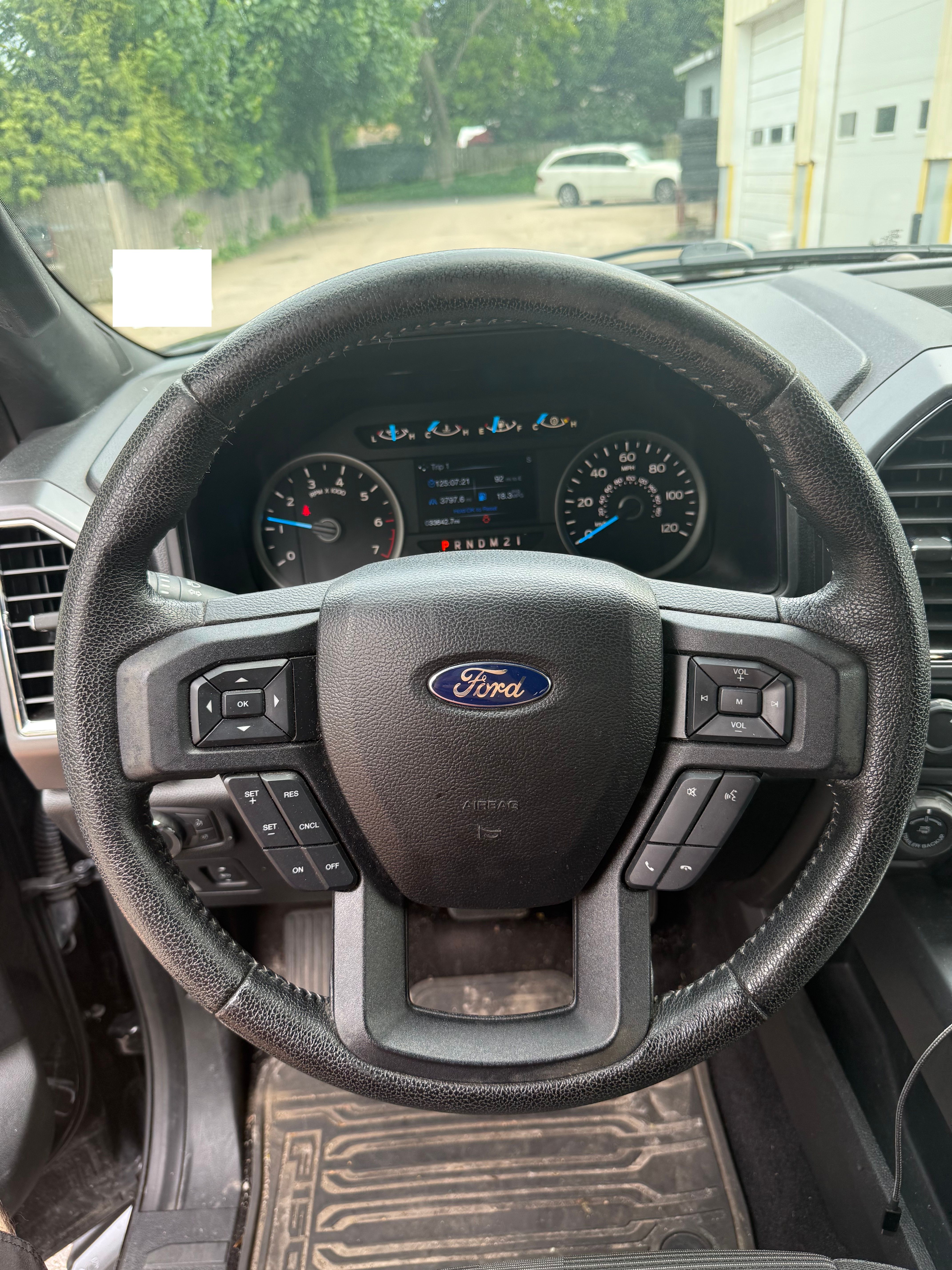 Used 2016 Ford F150 XLT w/ Equipment Group 302A Luxury AWD/4WD image 20