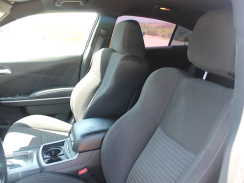Used 2019 Dodge Charger R/T w/ Performance Handling Group RWD image 19