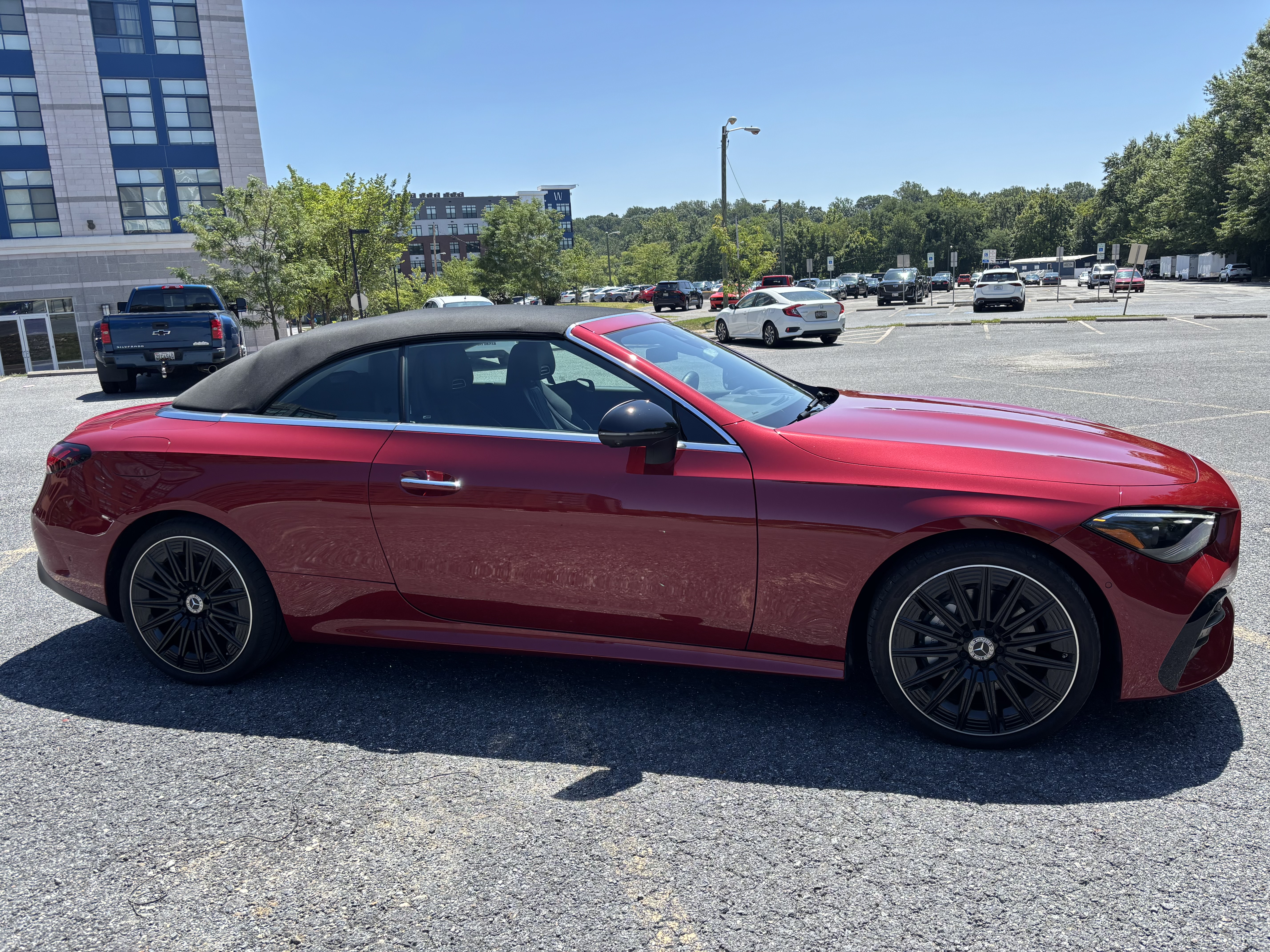 Used 2024 Mercedes-Benz CLE 300 4MATIC Cabriolet image 2