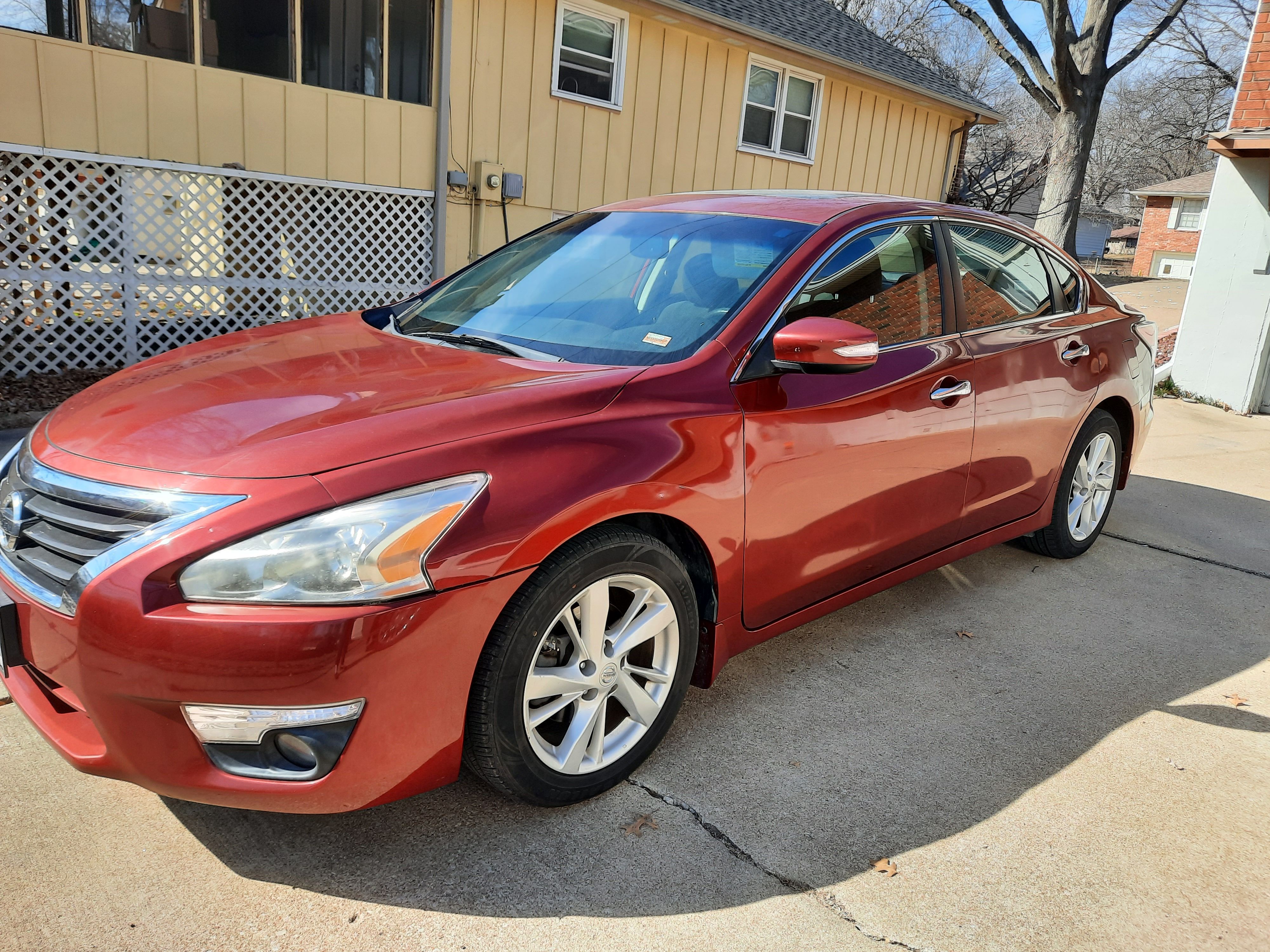 Used 2014 Nissan Altima 2.5 SV w/ Convenience Package FWD image 11