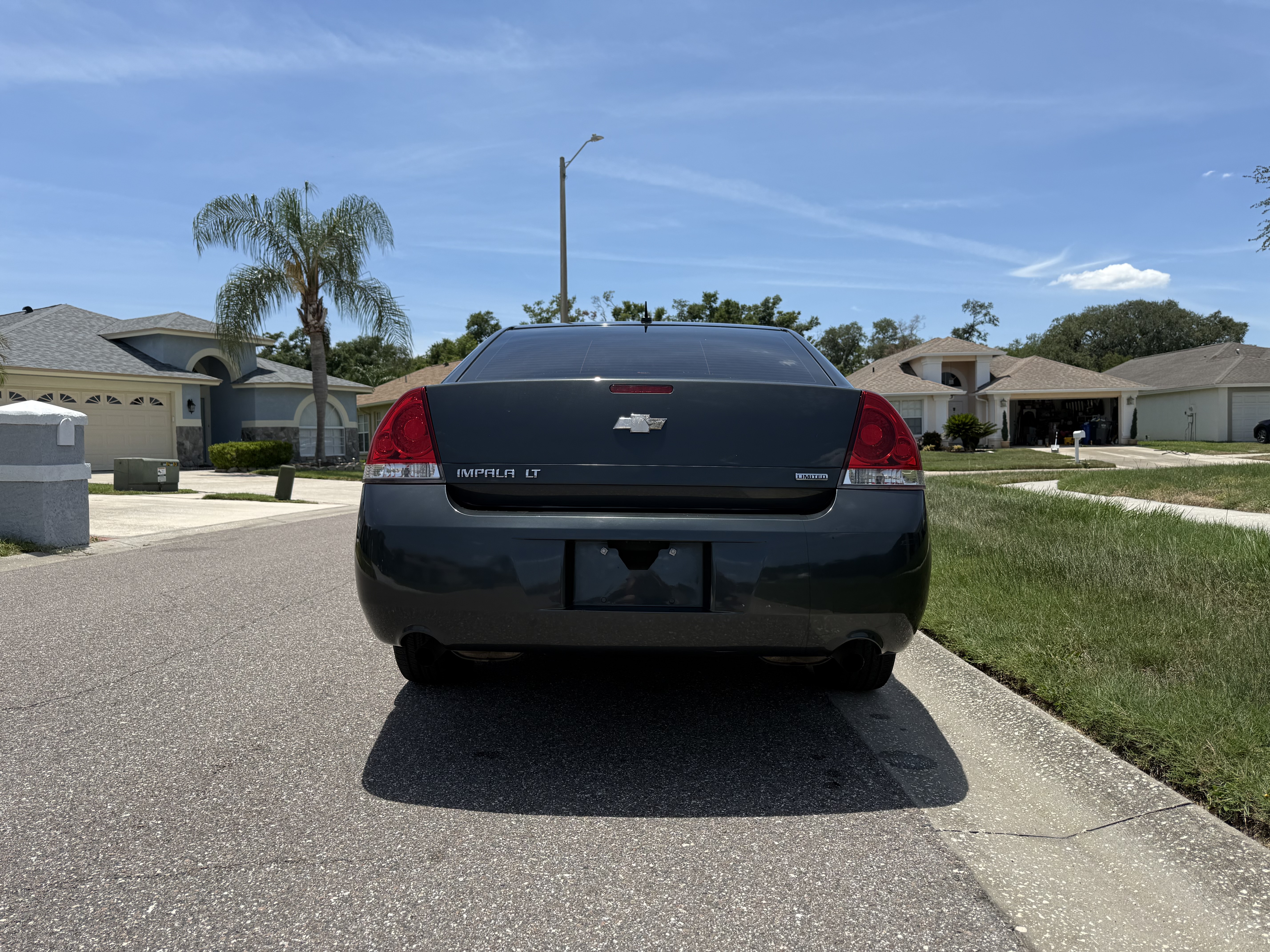 Used 2015 Chevrolet Impala LT w/ LT Sunroof Package FWD image 5