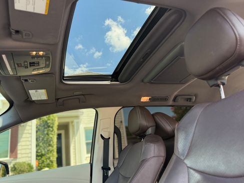 Used 2021 Toyota Sienna Platinum AWD/4WD image 11