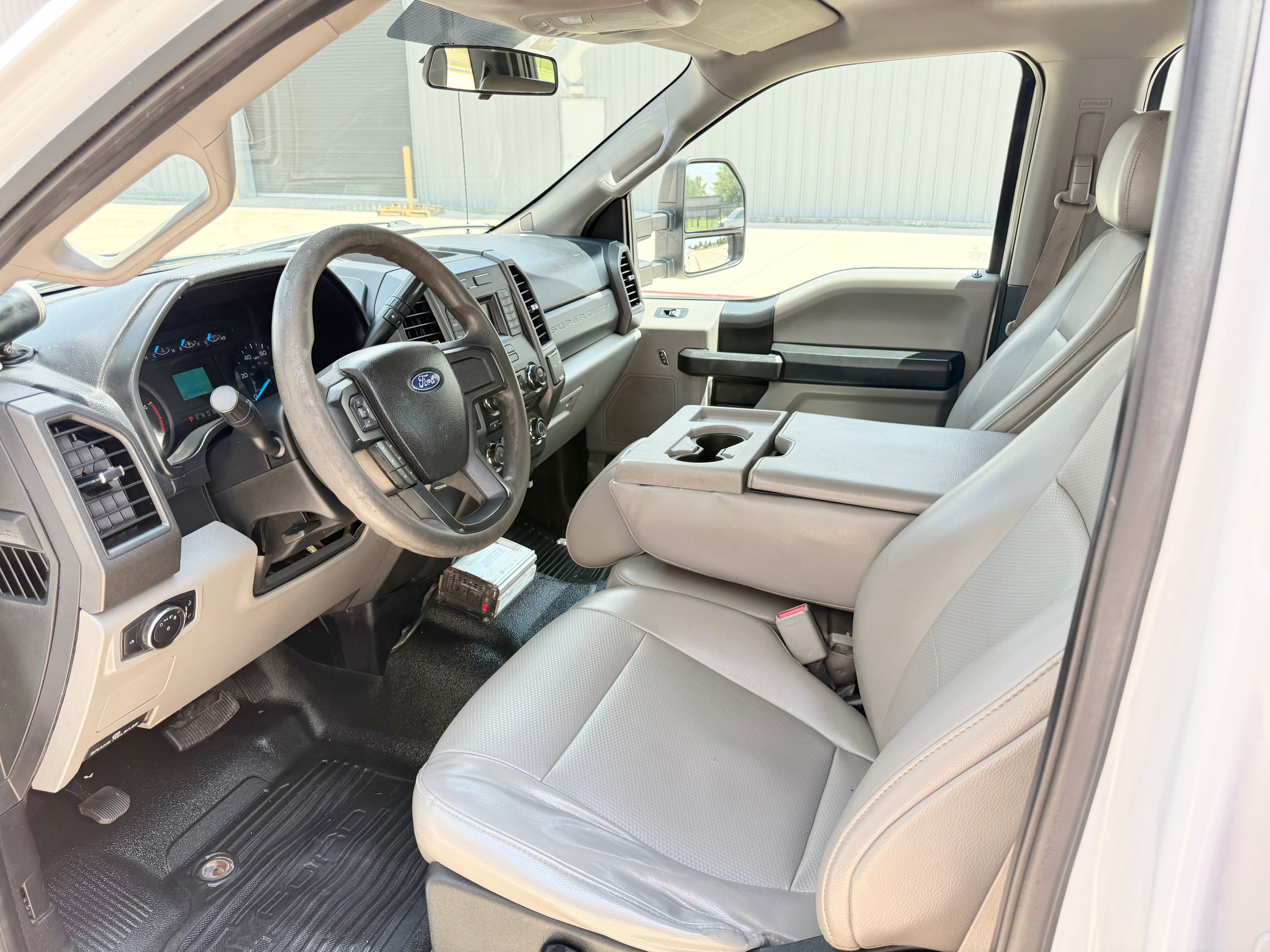 Used 2017 Ford F250 XL w/ Power Equipment Group RWD image 6